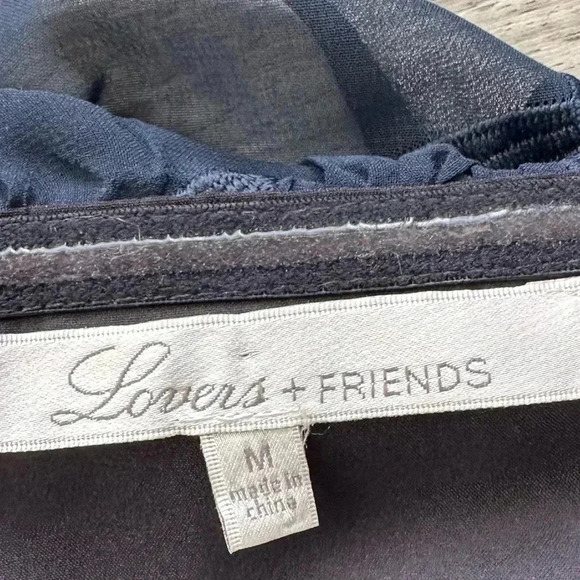 Lovers + Friends REVOLVE off the shoulders top Sz M super fun - Picture 5 of 5